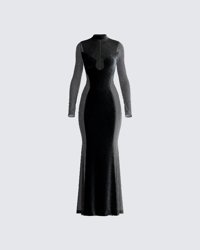 Women's Cozy Outfit For Lounging Wilma Black Velvet Paneled Gown