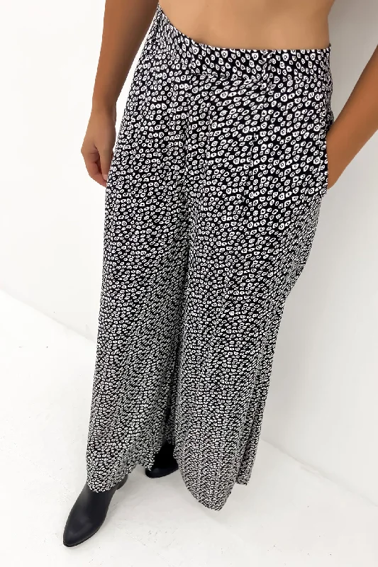 Clothes Of Woman Nicolette Pant Boho Animal