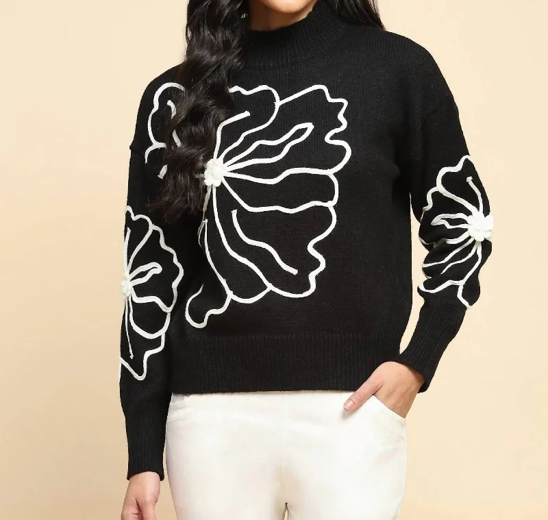 Effortless Chic for Women Flower Pullover Sweater In Black/cream