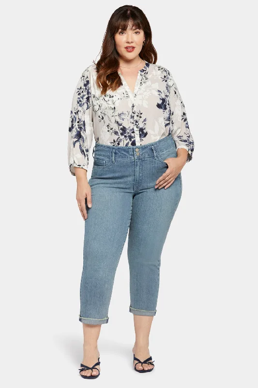 Trendy Women's Outfits for Casual Wear Chloe Capri Jeans In Plus Size - Thistle Falls