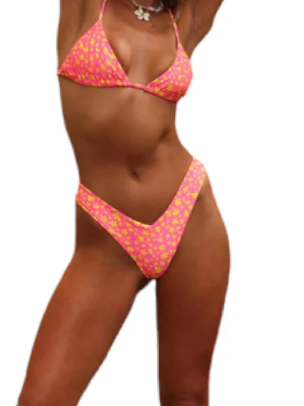 Women's Active Clothing Cheeky V Bikini Bottom In Berry Blush