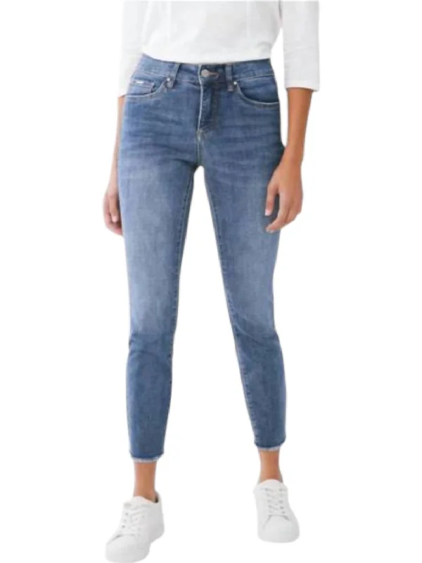 Women's Night-Out Outfit Christina Slim Ankle Jeans In Medium Wash