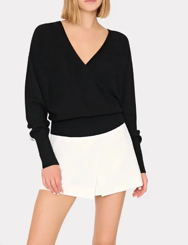 Women's Trendy Outfit Racer V-Neck Sweater In Black