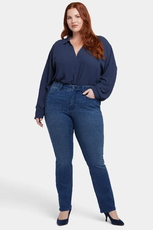 Women's Casual and Dressy Outfits Marilyn Straight Jeans In Plus Size - Rendezvous