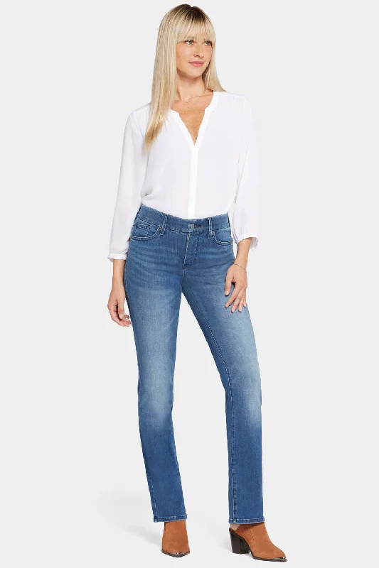 Trendy Casual Outfits Waist-Match™ Marilyn Straight Jeans - Caliente