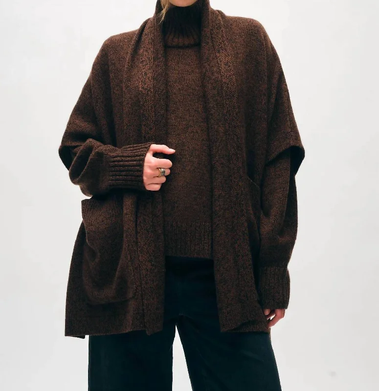 Women's Casual Wear Outfit Merino Cashmere Open Poncho In Umber/black Marl